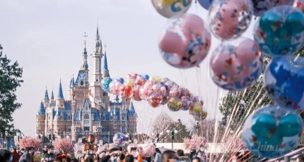 테마파크가 100여개 넘는 중국, 각 지역에서 디즈니를 “쟁탈”하려는 이유는 무엇일까?