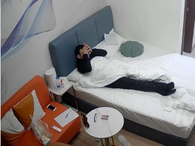모 남성 9,000위안 내고 자율도전, 반나절만에 탈락, 도전 성공하면 40만 위안 상금 받을 수 있어