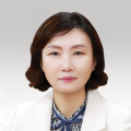   '교육은 속도가 아니라 방향이다', 광저우한국학교 박귀자 교장선생님